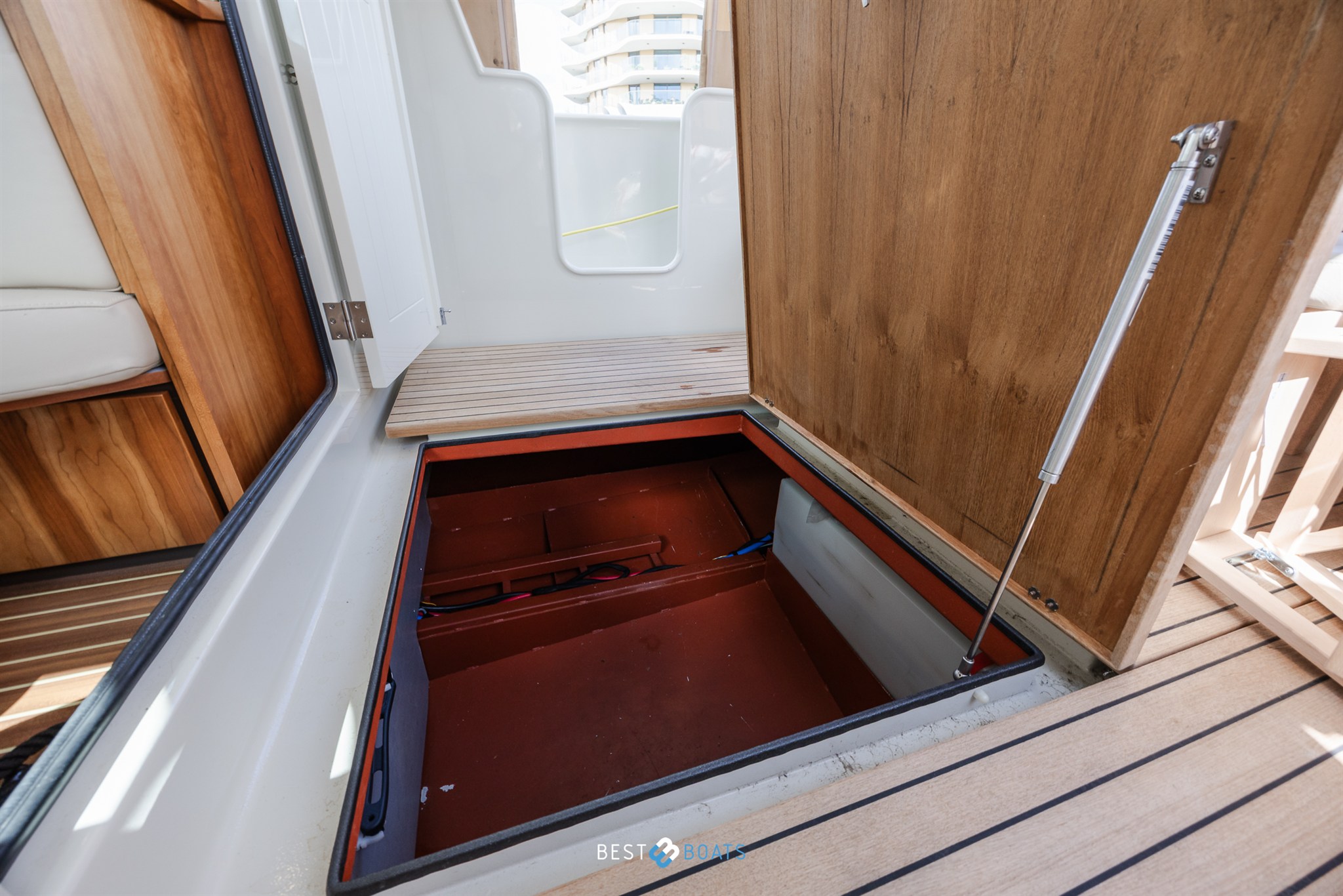 foto: 27 Linssen Grand Sturdy 35.0 Sedan
