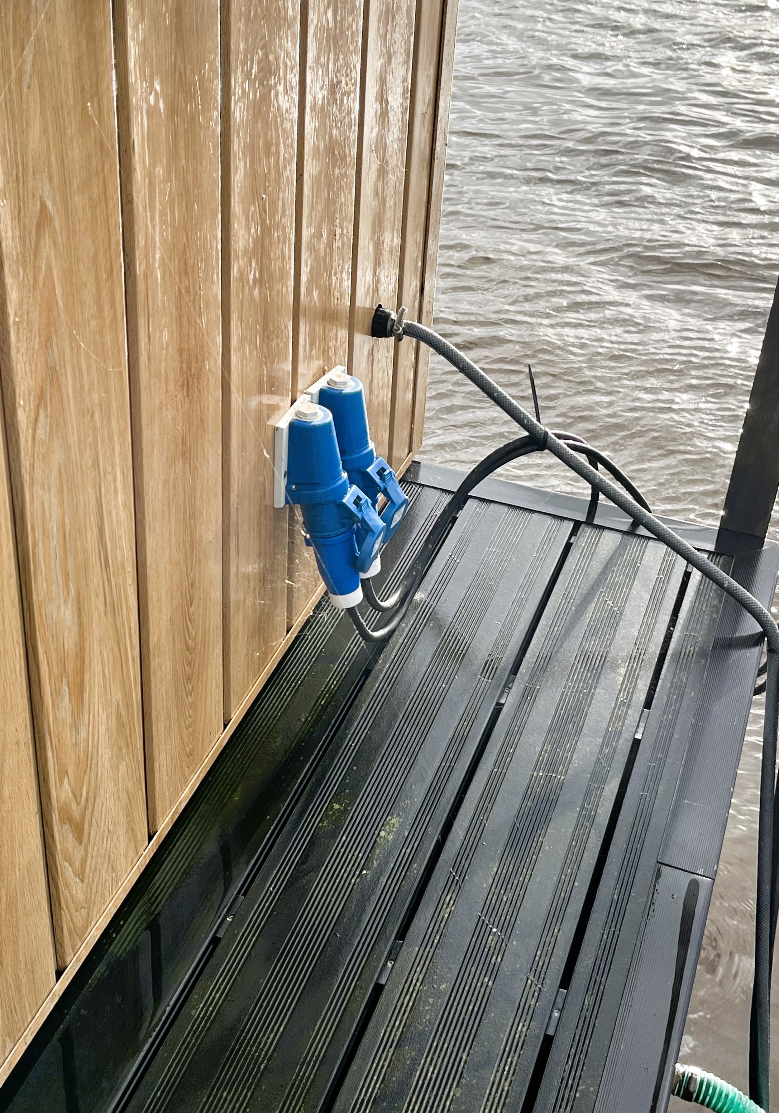 foto: 26 Vamos 46 Houseboat Charter