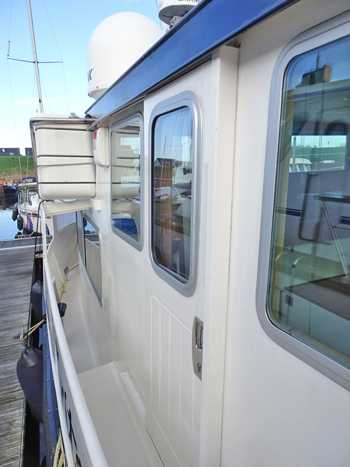 foto: 41 Trawlerjacht 48, zeegaand