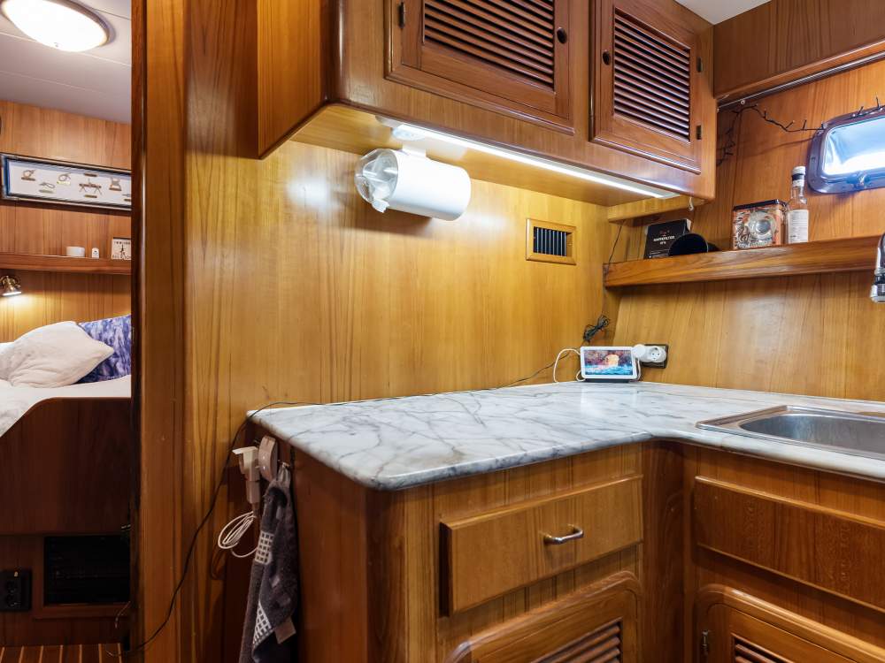 foto: 15 Monte Fino  64 ( varend woonschip )