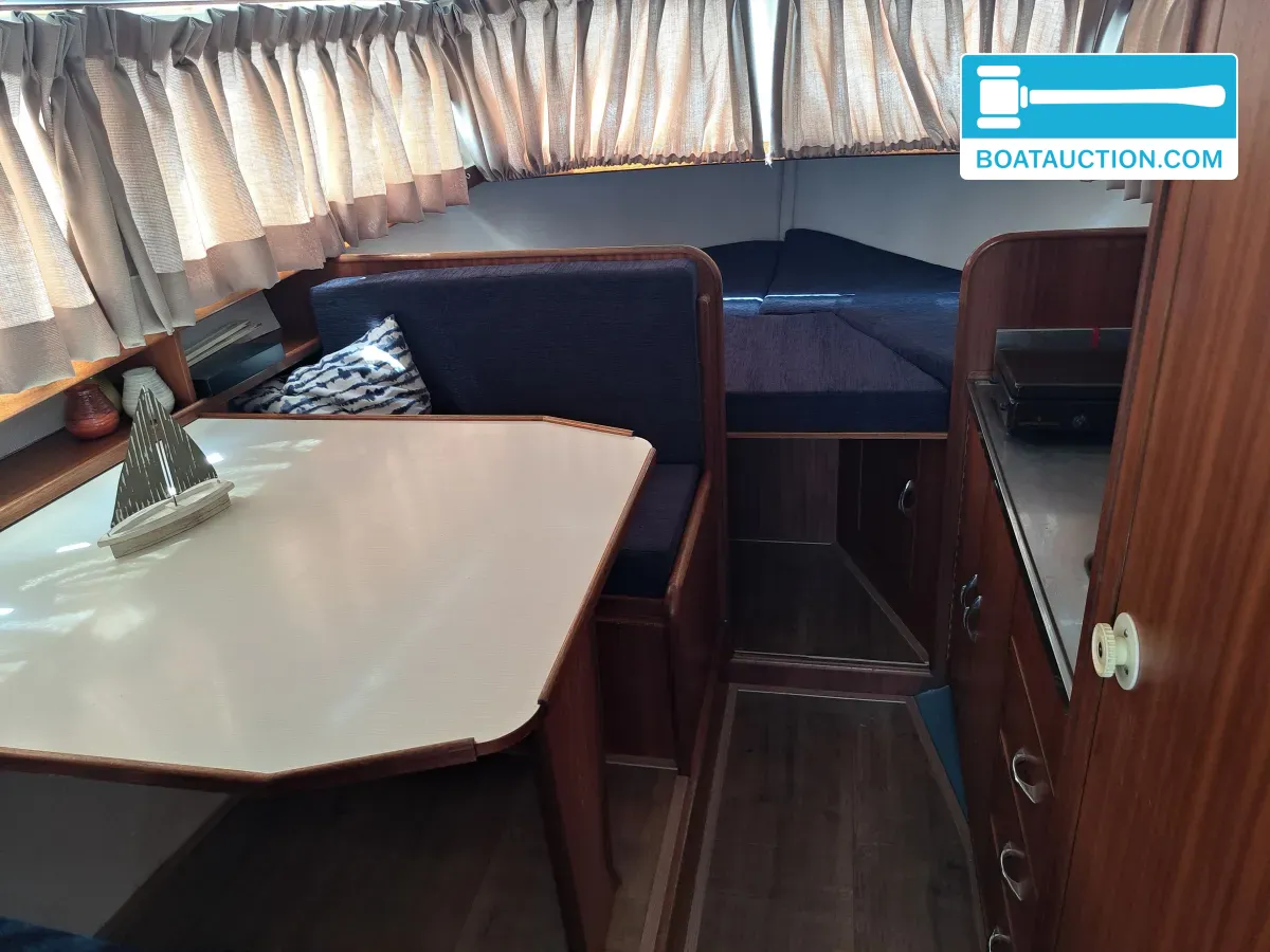 foto: 9 Motorboat 830