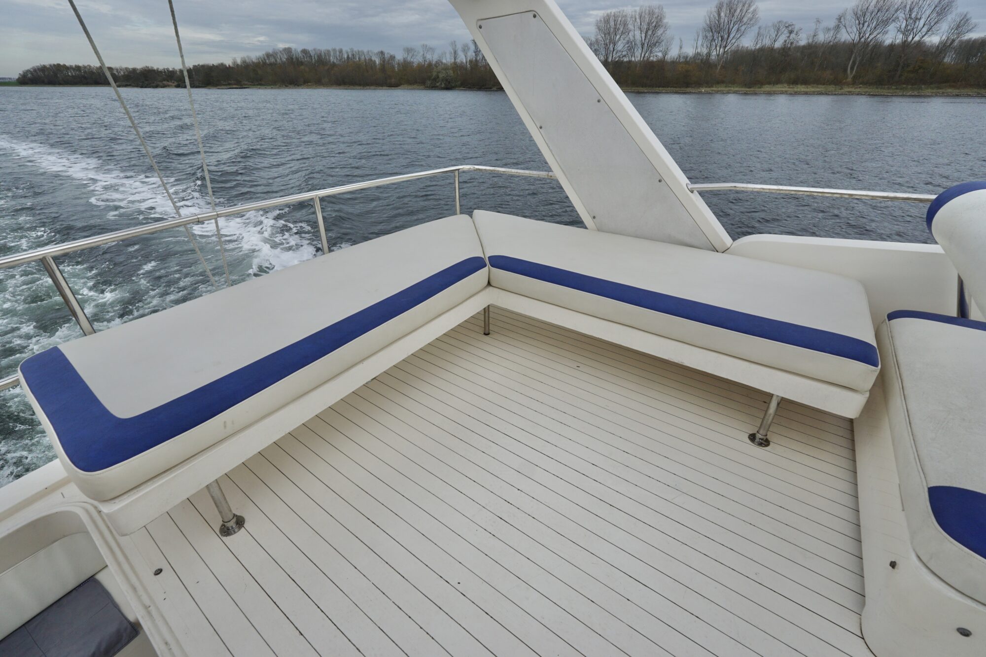 foto: 43 Princess Princess 415 FB