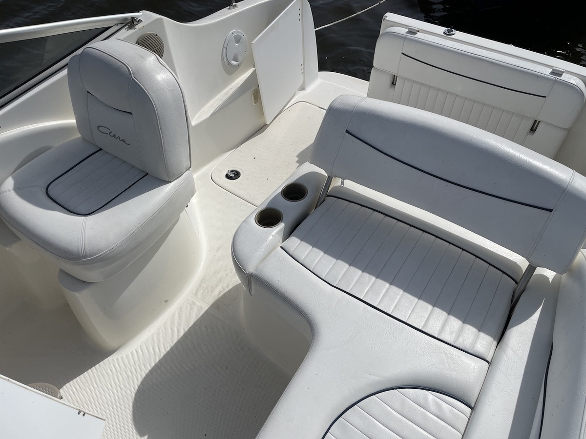 foto: 12 Bayliner 2455 Ciera