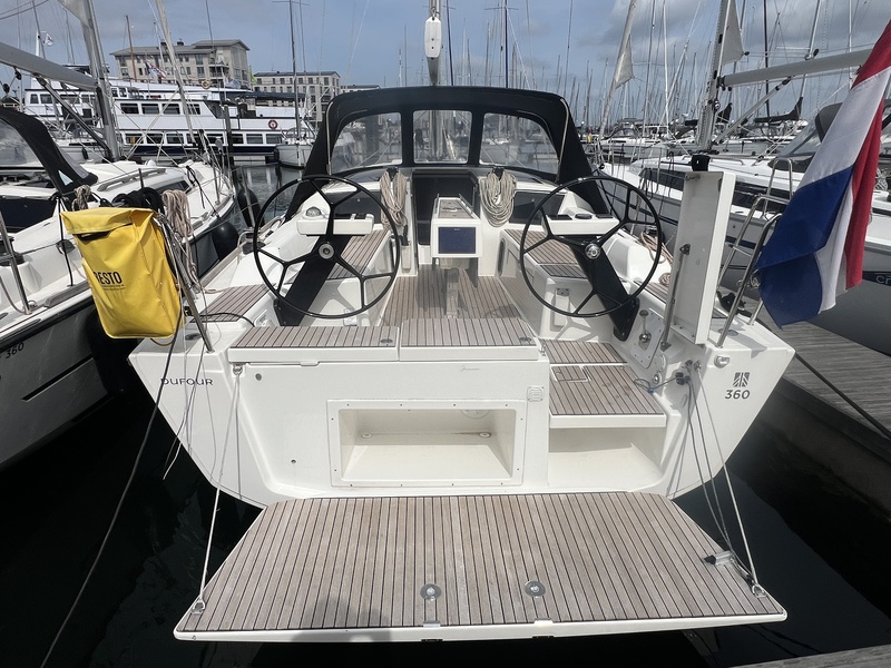 foto: 27 Dufour 360 GL