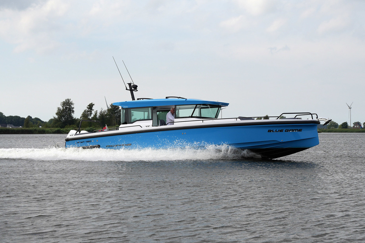 foto: 35 Axopar 37 XC Cross Cabin