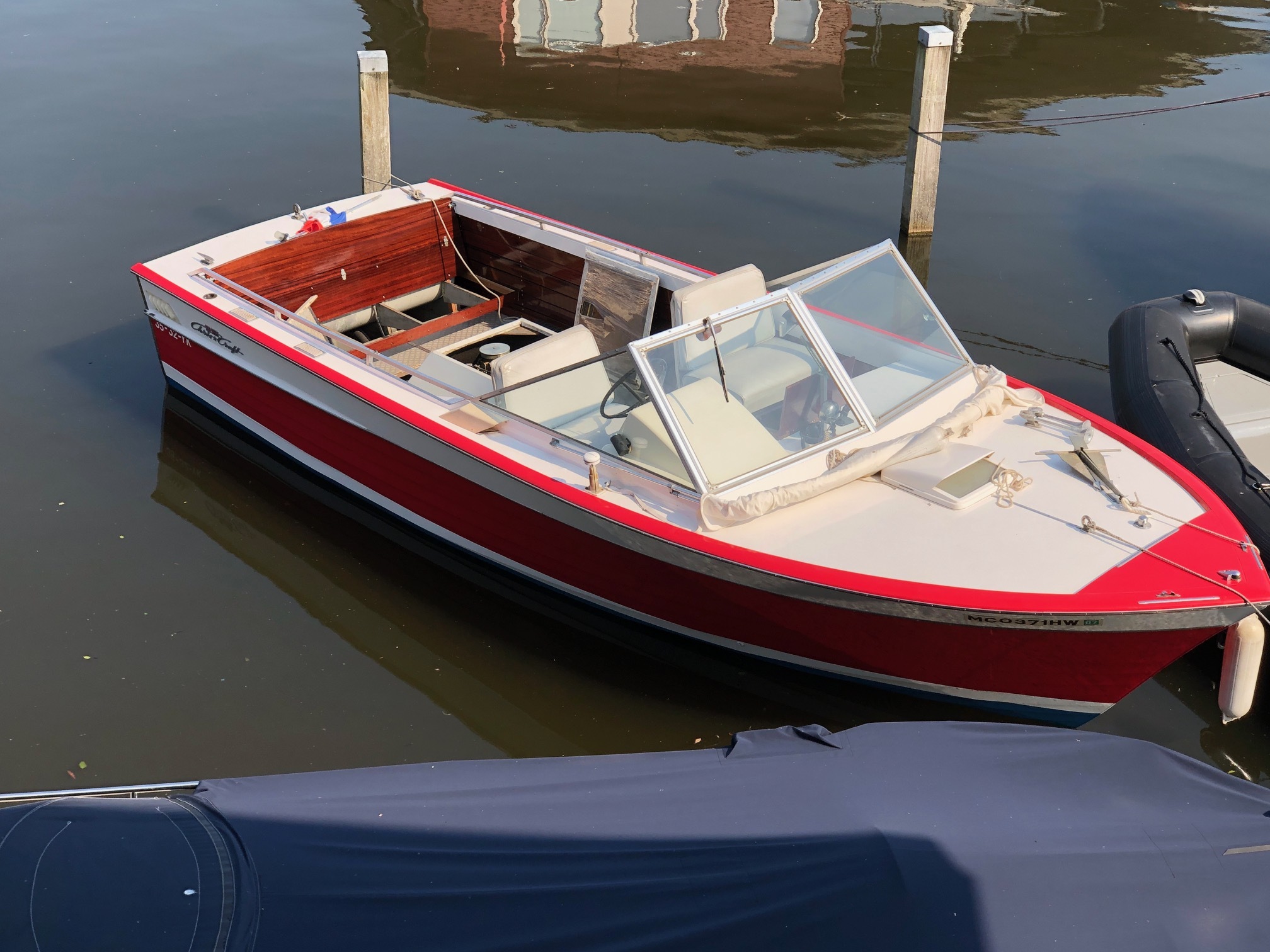 foto: 13 Chris Craft Sea Skiff 23