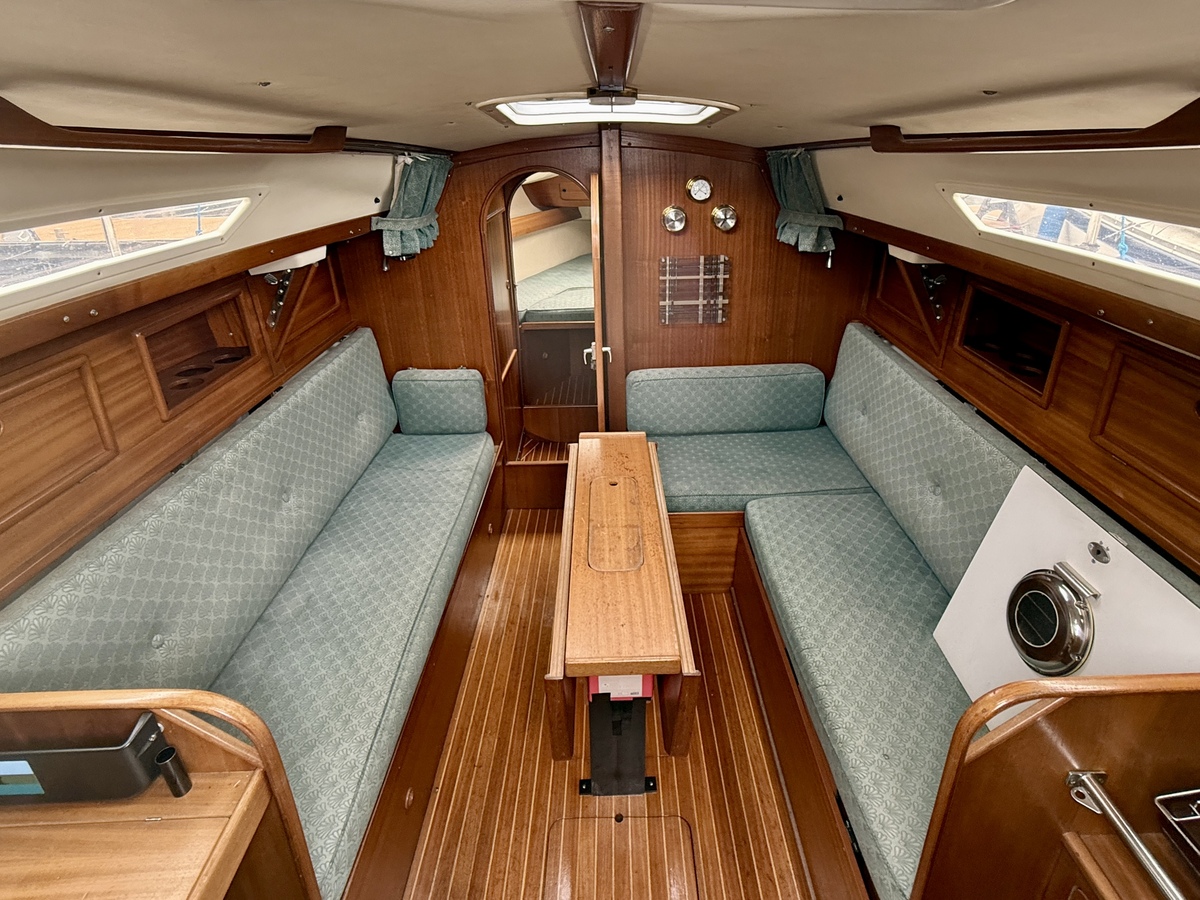 foto: 27 Bavaria  890