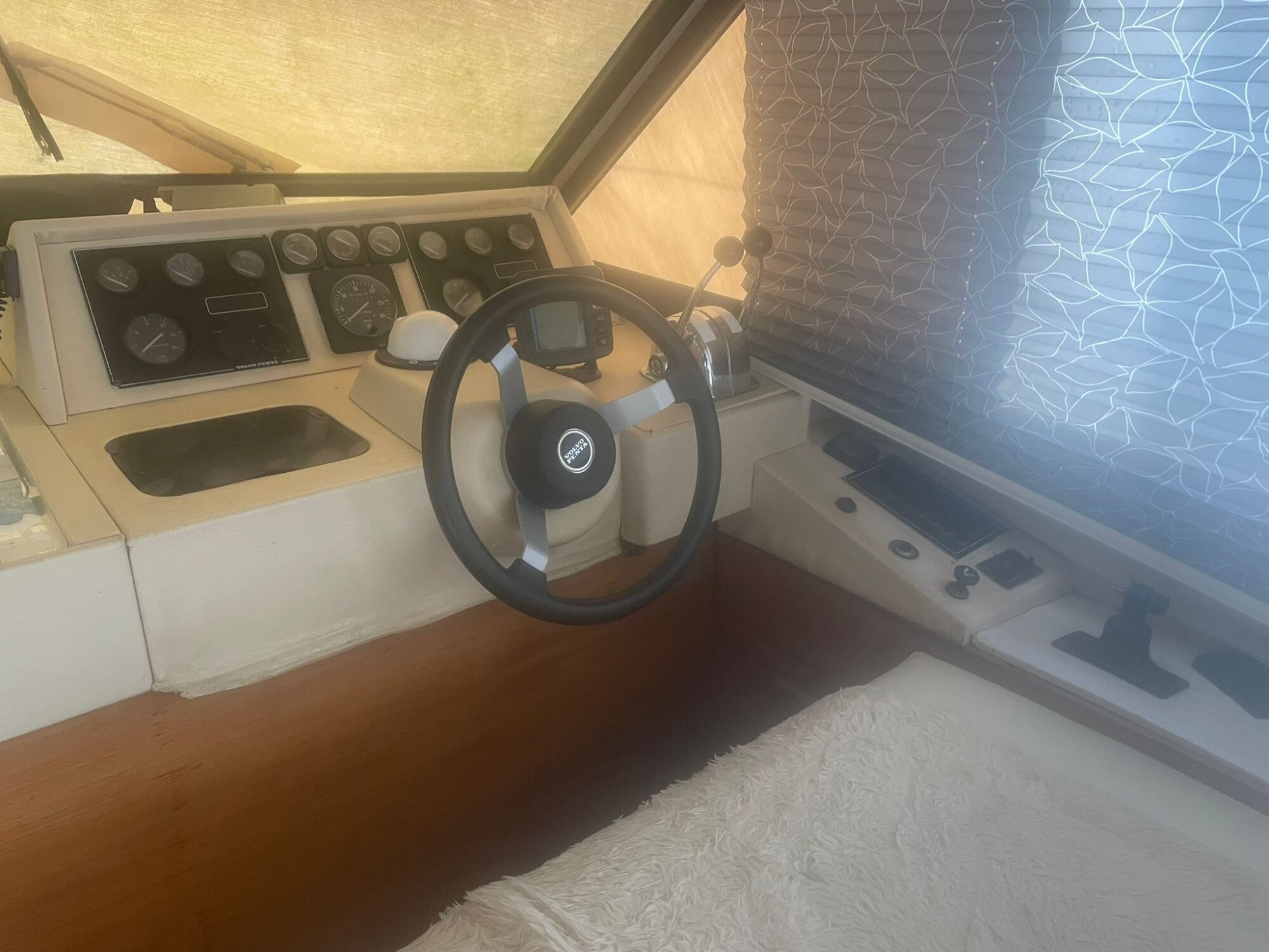 foto: 52 Princess Princess 415 FB