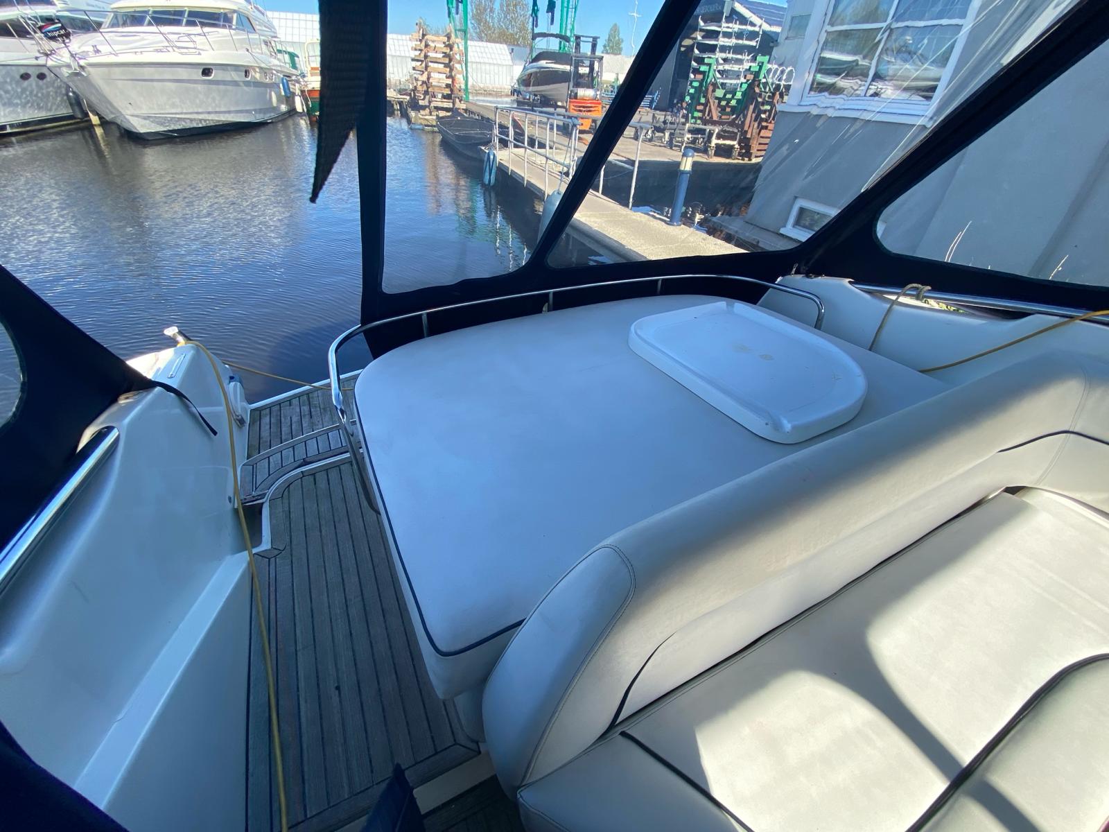 foto: 11 Bavaria 29 DC