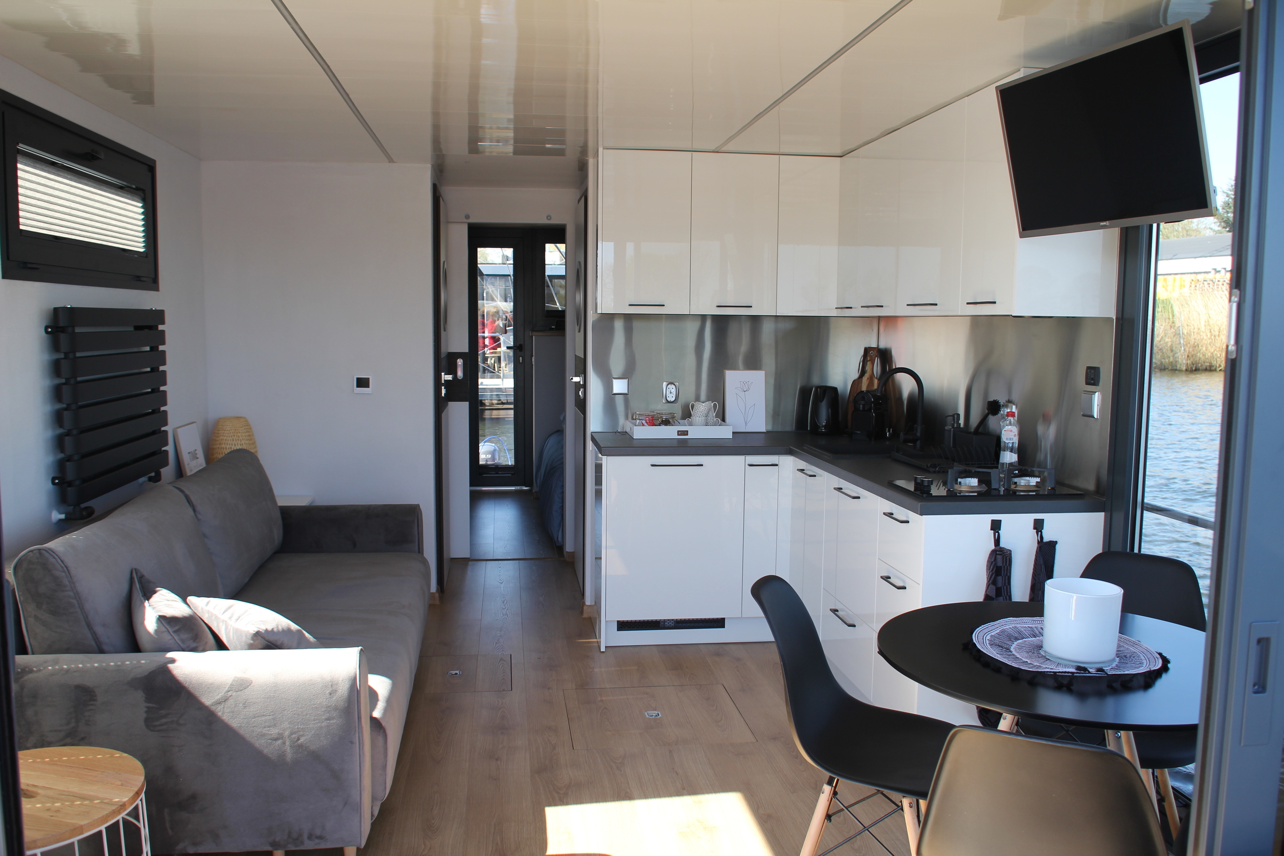 foto: 28 Campi 340 Houseboat