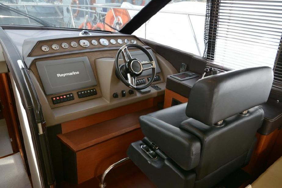 foto: 12 Prestige 60