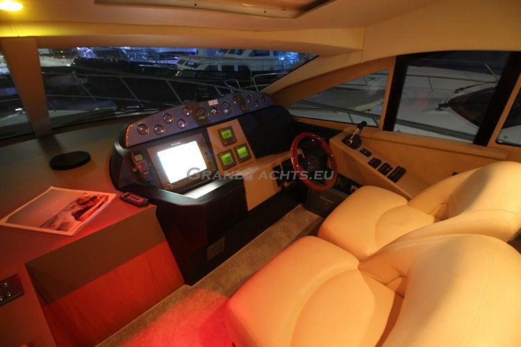 foto: 62 Sealine T50