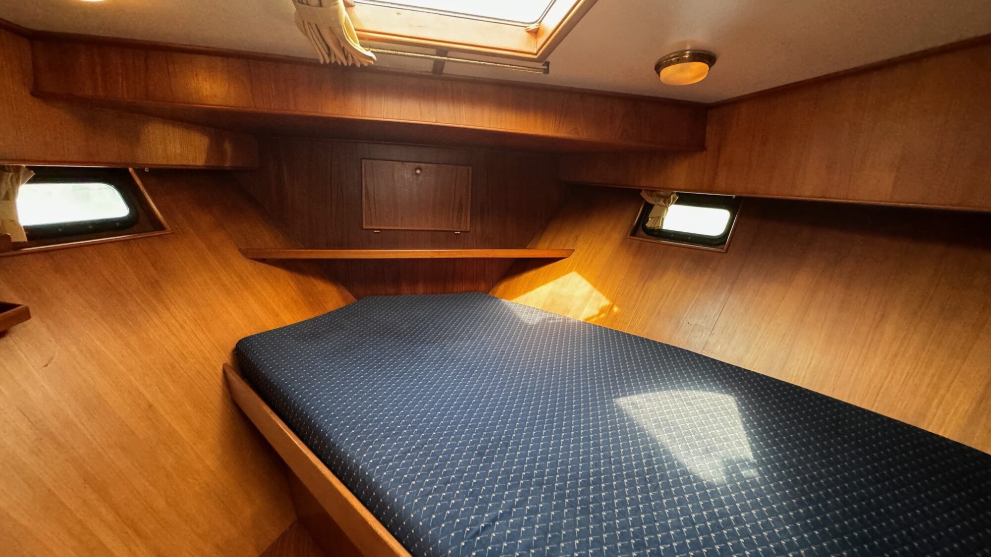 foto: 18 Vri-Jon Vri-Jon Contessa 37 AK Cabrio