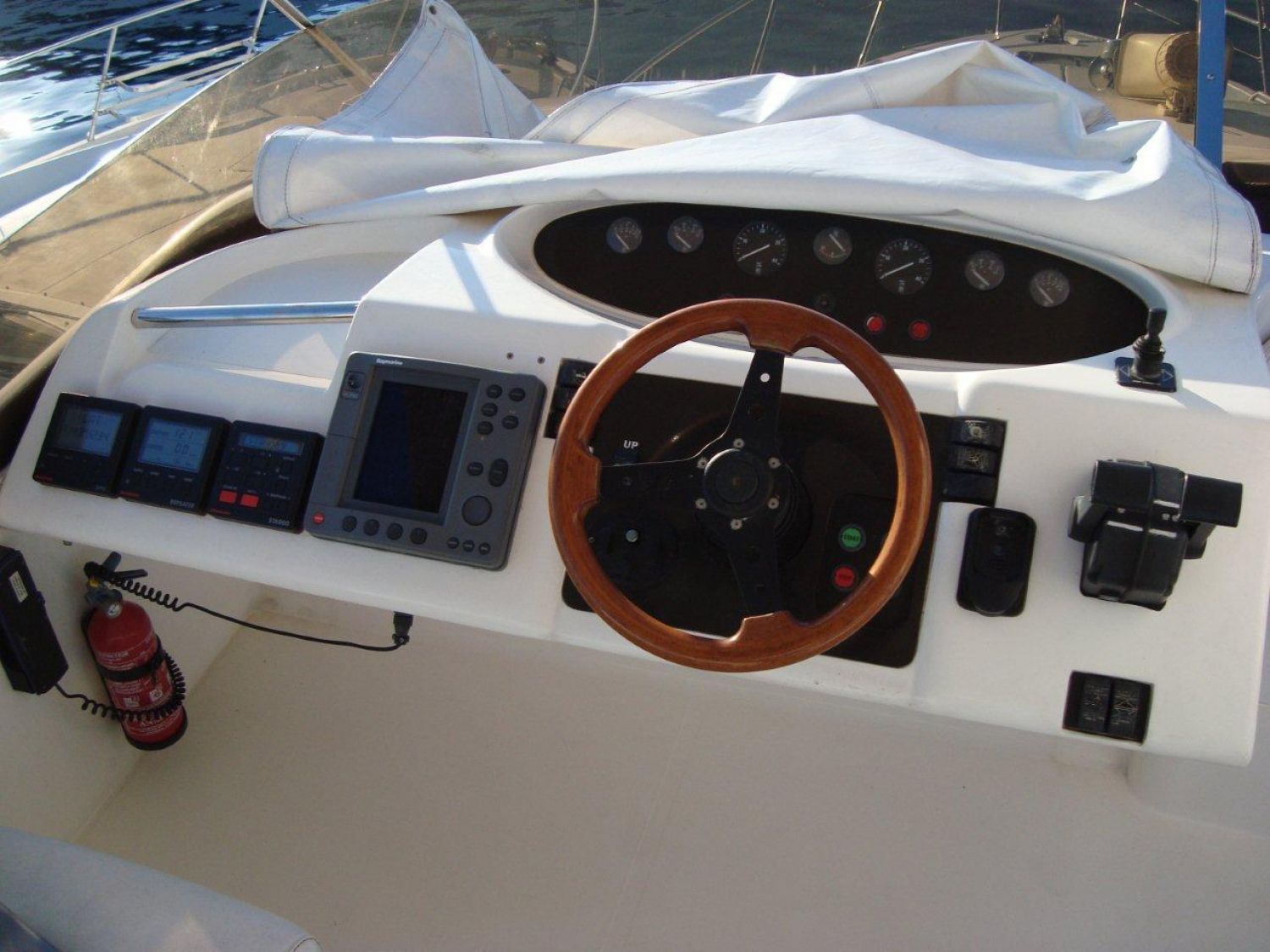 foto: 11 Princess 460 Fly