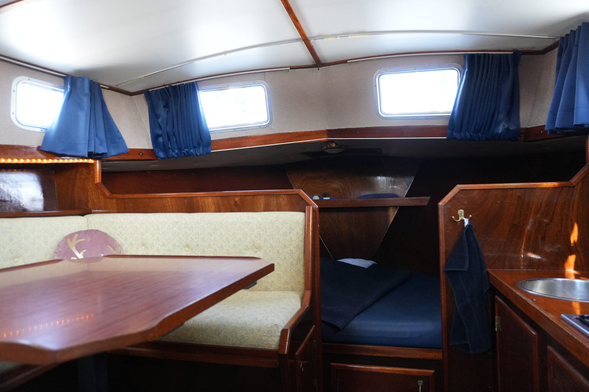 foto: 52 Curtevenne Curtevenne 10.50 AK Cabrio