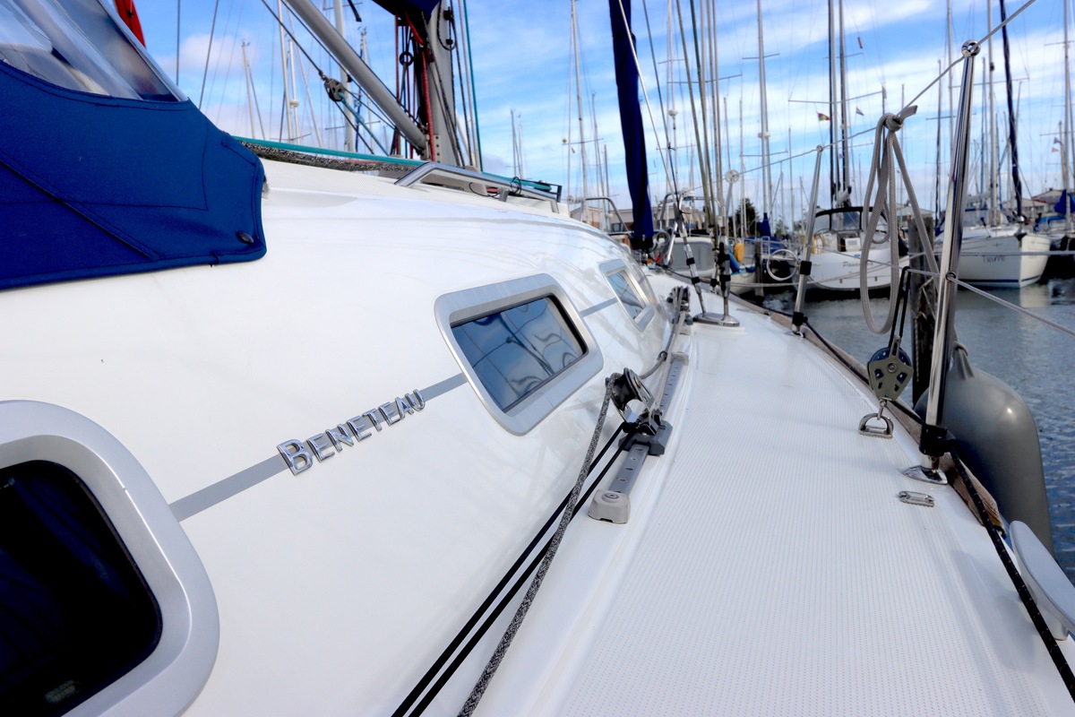 foto: 90 Beneteau  First 36.7 Performance uitvoering