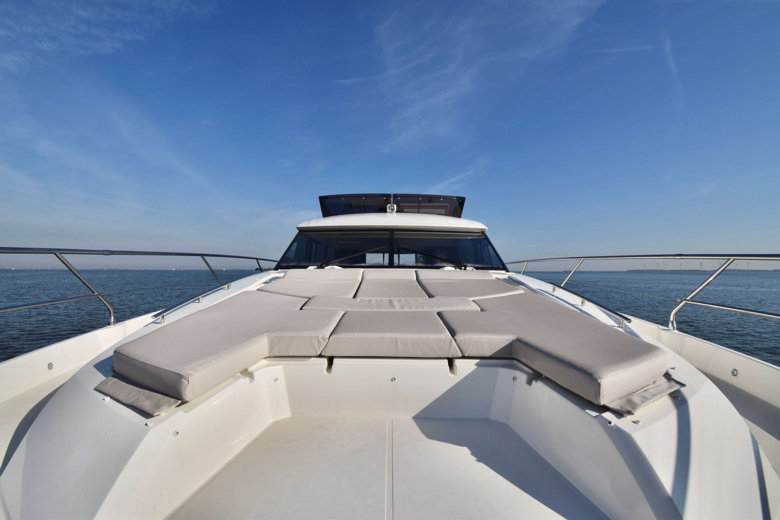 foto: 26 Prestige 590 Flybridge #19