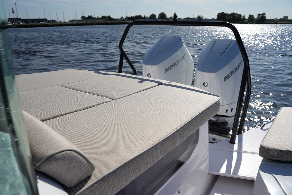 foto: 69 Axopar  37 XC Cross Cabin Mediterrana Edition