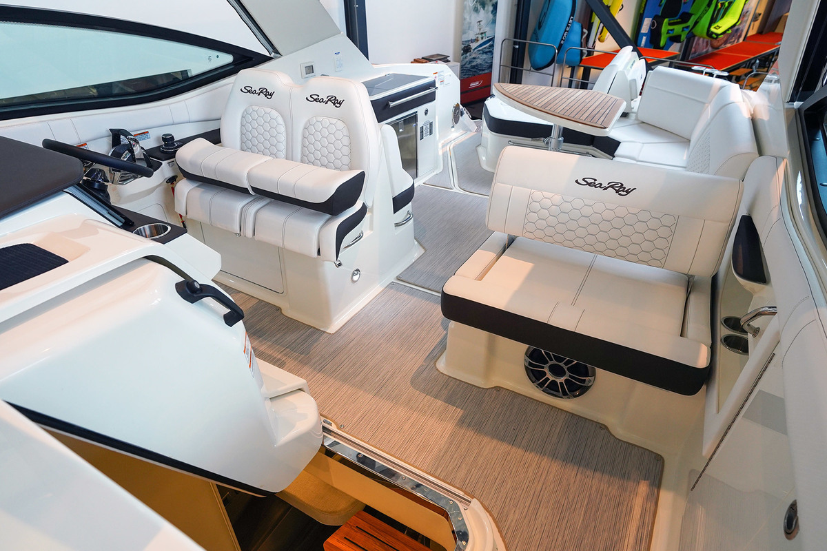 foto: 40 Sea Ray Sundancer 320