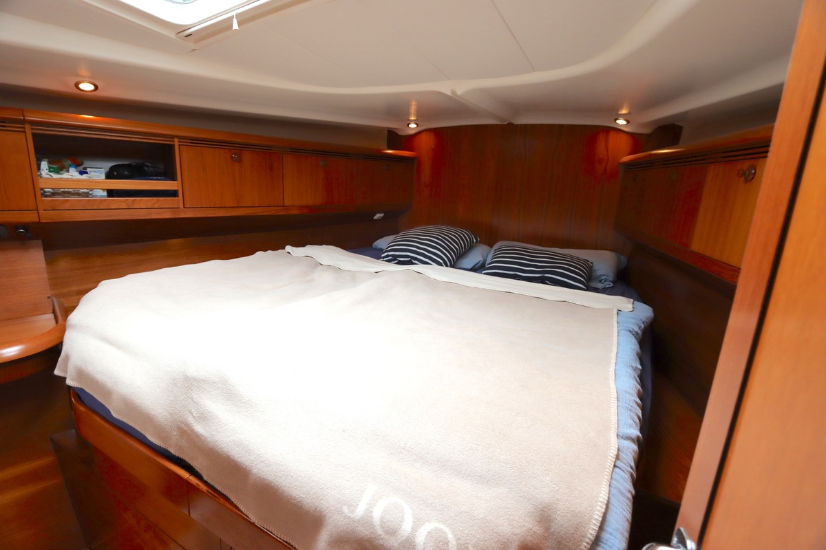 foto: 19 Jeanneau  Sun Odyssey 49 DS