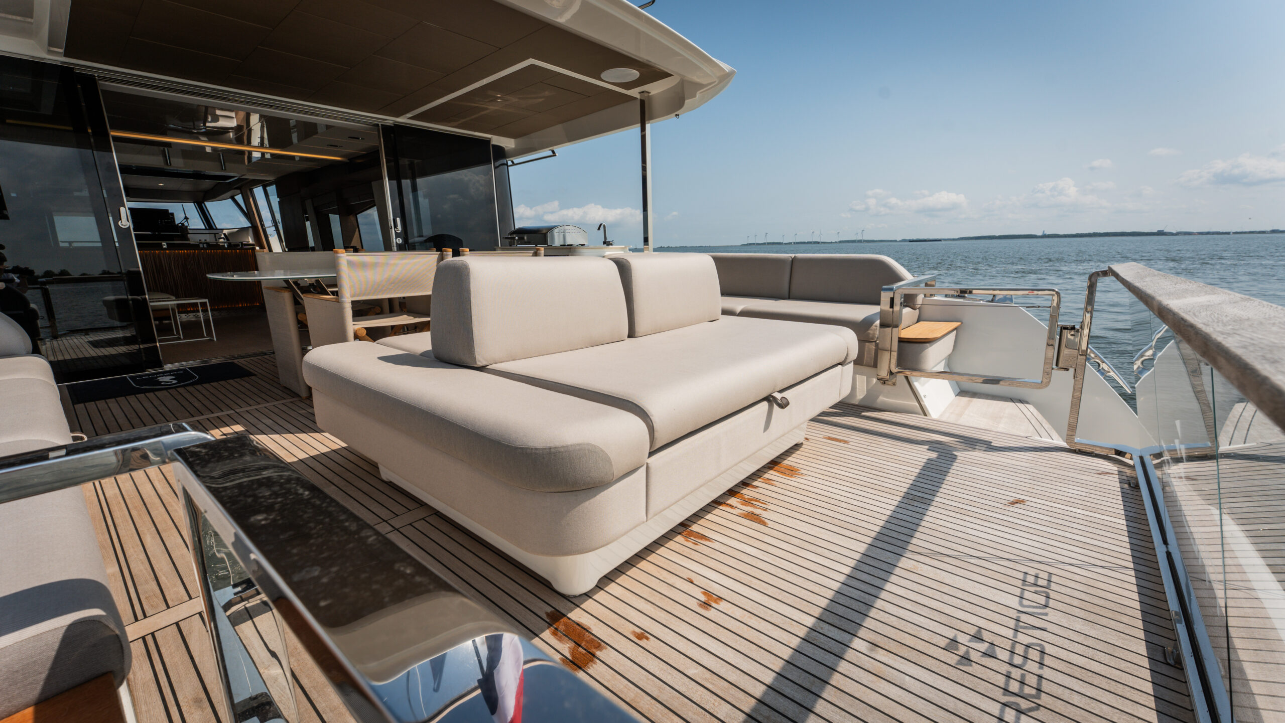 foto: 109 Prestige X70