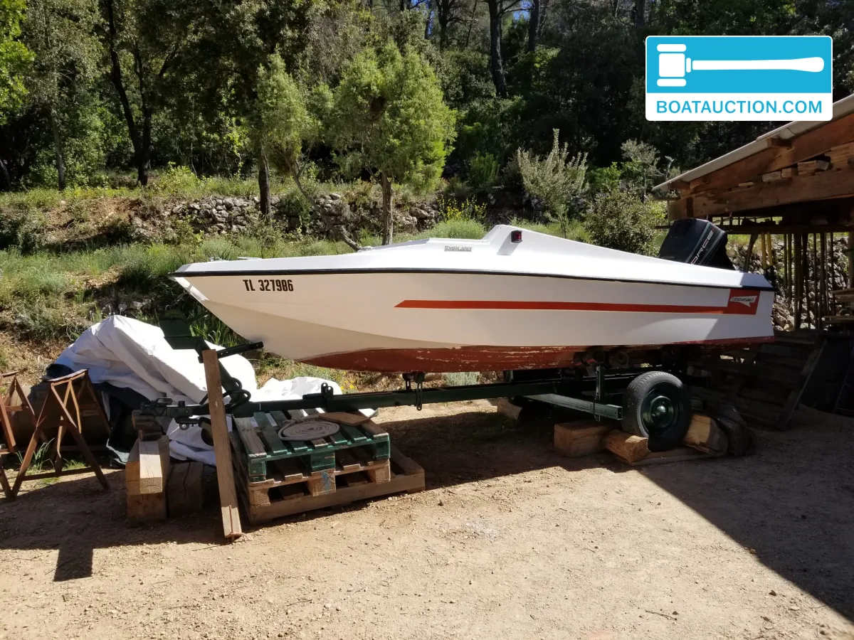 foto: 6 Cormorant Fury 425