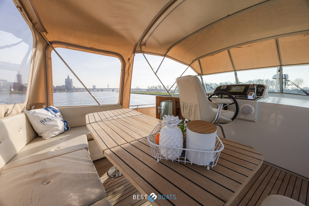 foto: 33 Linssen Grand Sturdy 40.9 AC