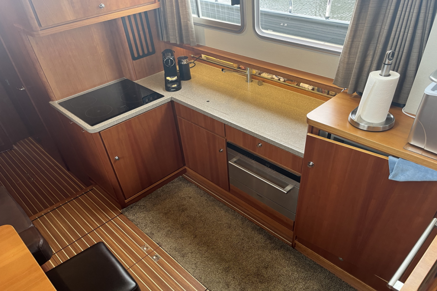 foto: 40 Linssen Grand Sturdy 470 Sedan