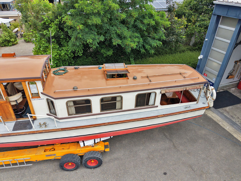 foto: 29 Klassiek Motorjacht 13.80, ex Barkasse