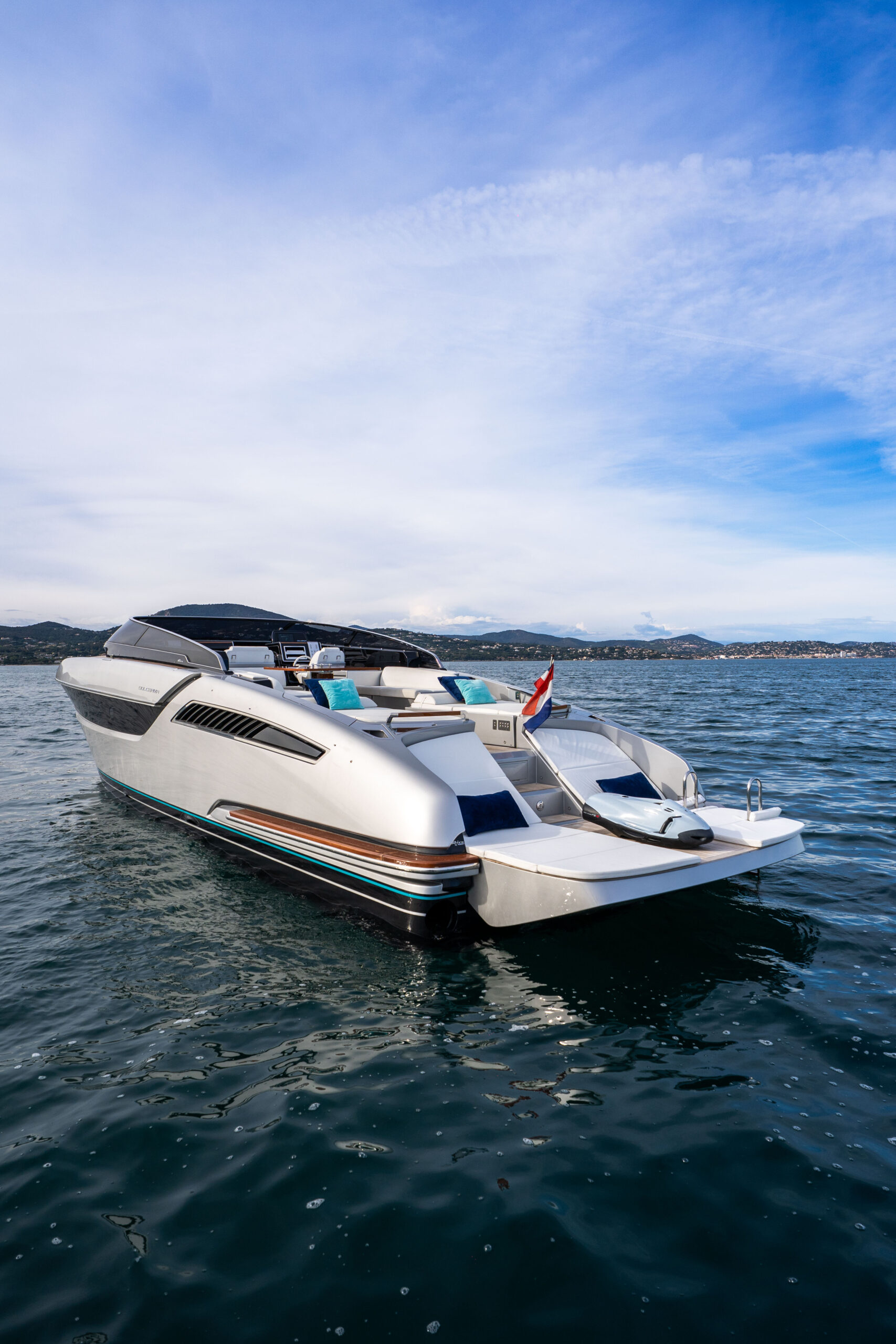 foto: 28 Riva 48 Dolceriva #03 ELEMENTS