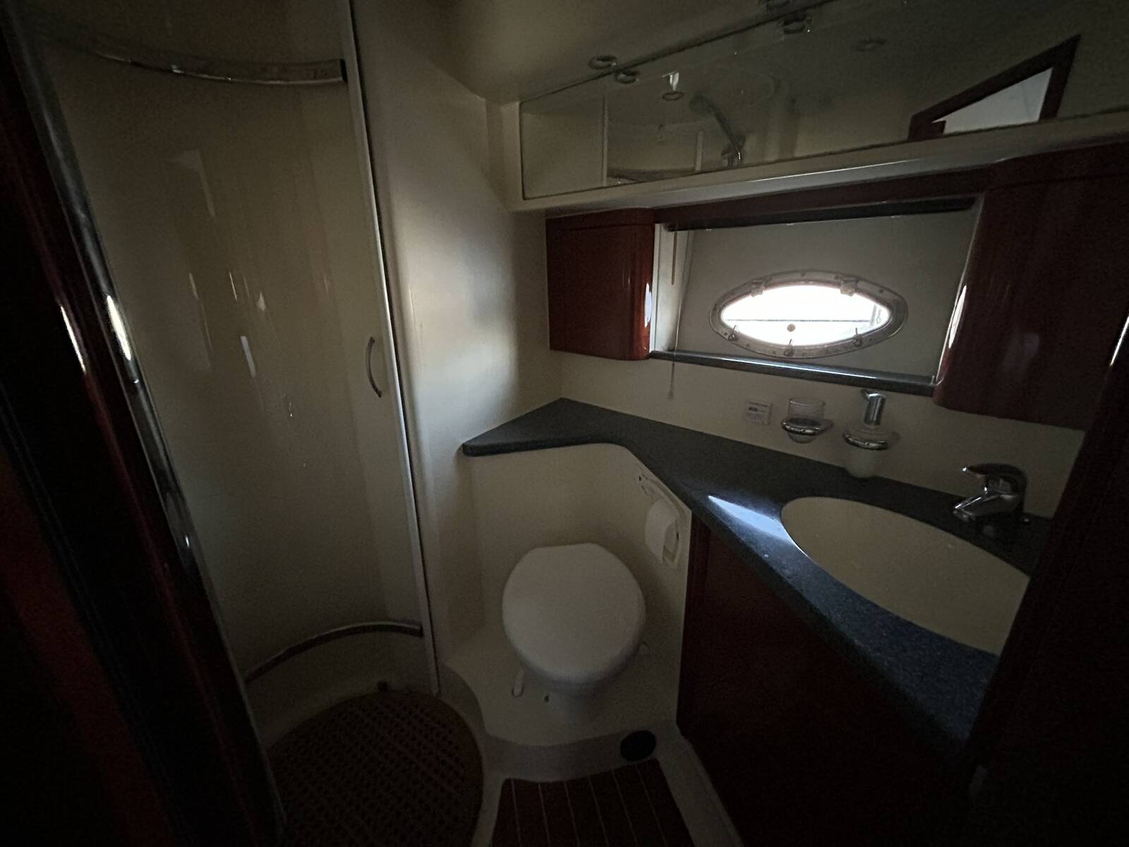 foto: 19 Fairline  Phantom 43