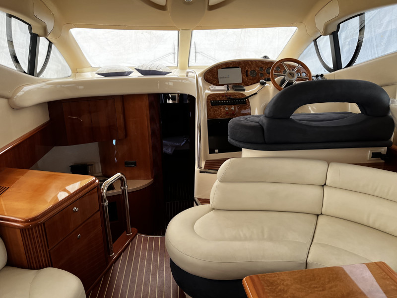 foto: 6 Azimut 42