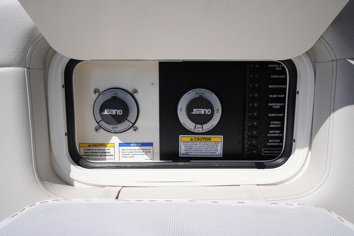 foto: 54 Sea Ray Sundancer 265