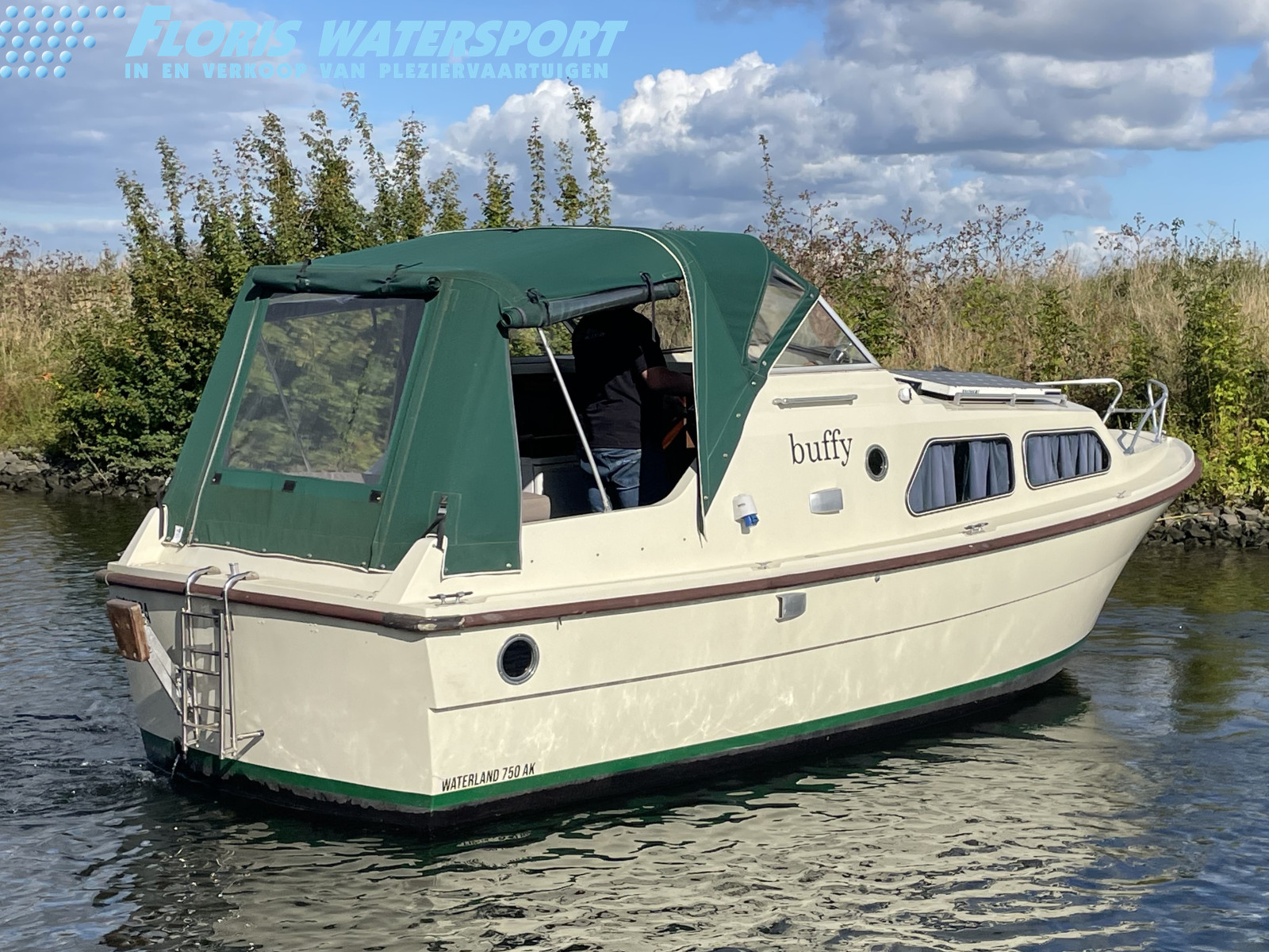 foto: 11 Waterland 750