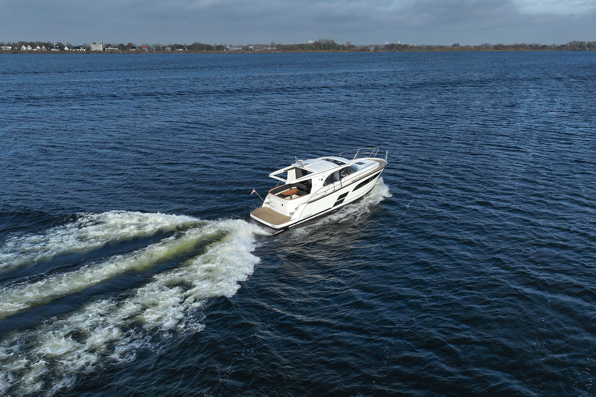 foto: 65 Marex 330 Scandinavia (2024)