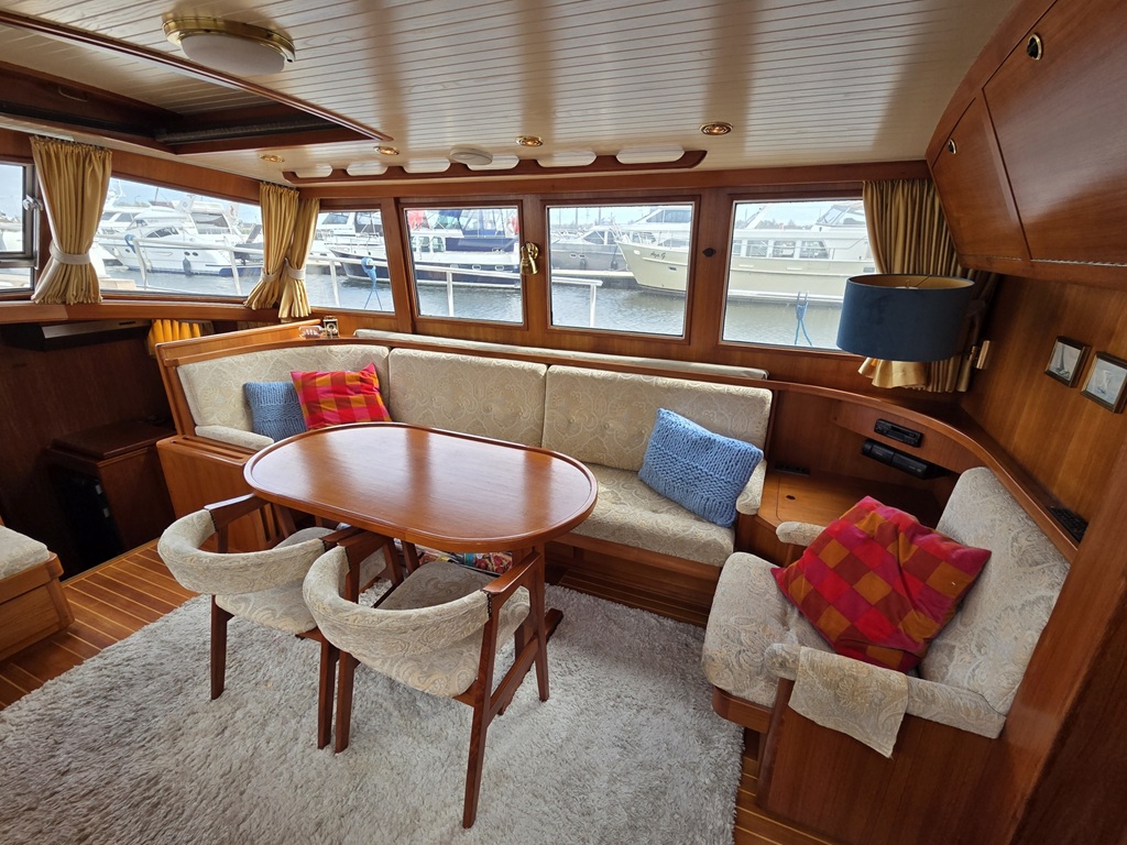 foto: 17 Valk Spiegelkotter 15.50