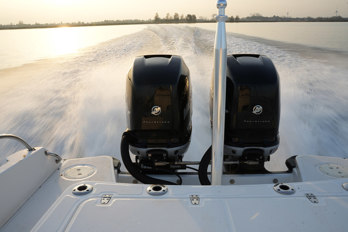 foto: 21 Boston Whaler 270 Dauntless