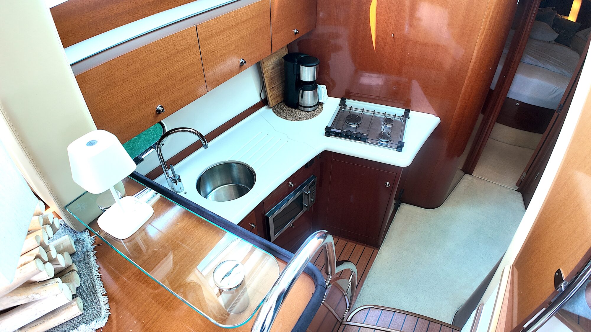 foto: 19 Jeanneau Jeanneau Prestige 42 Flybridge