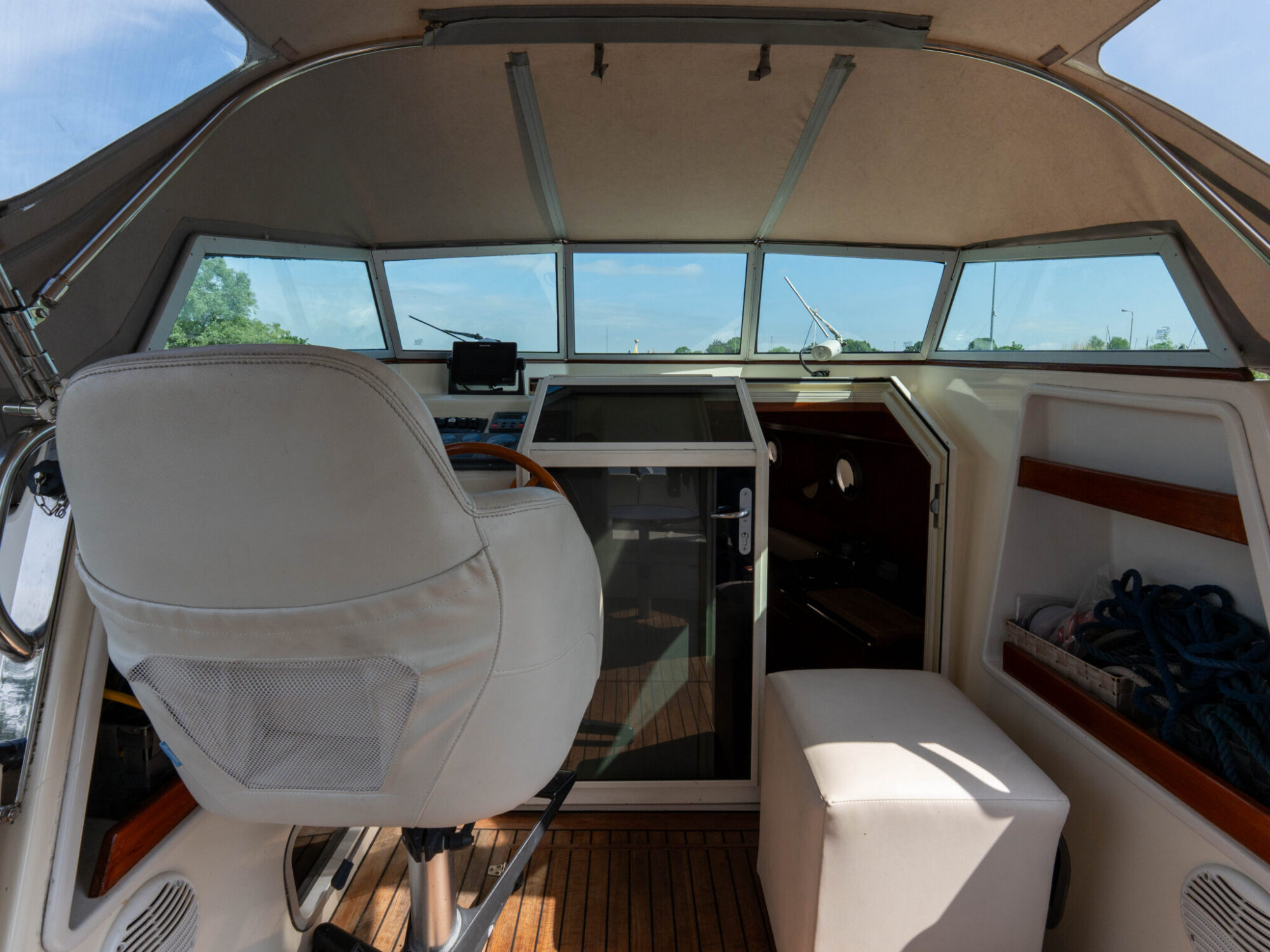 foto: 26 Makma Makma 900 Cabin