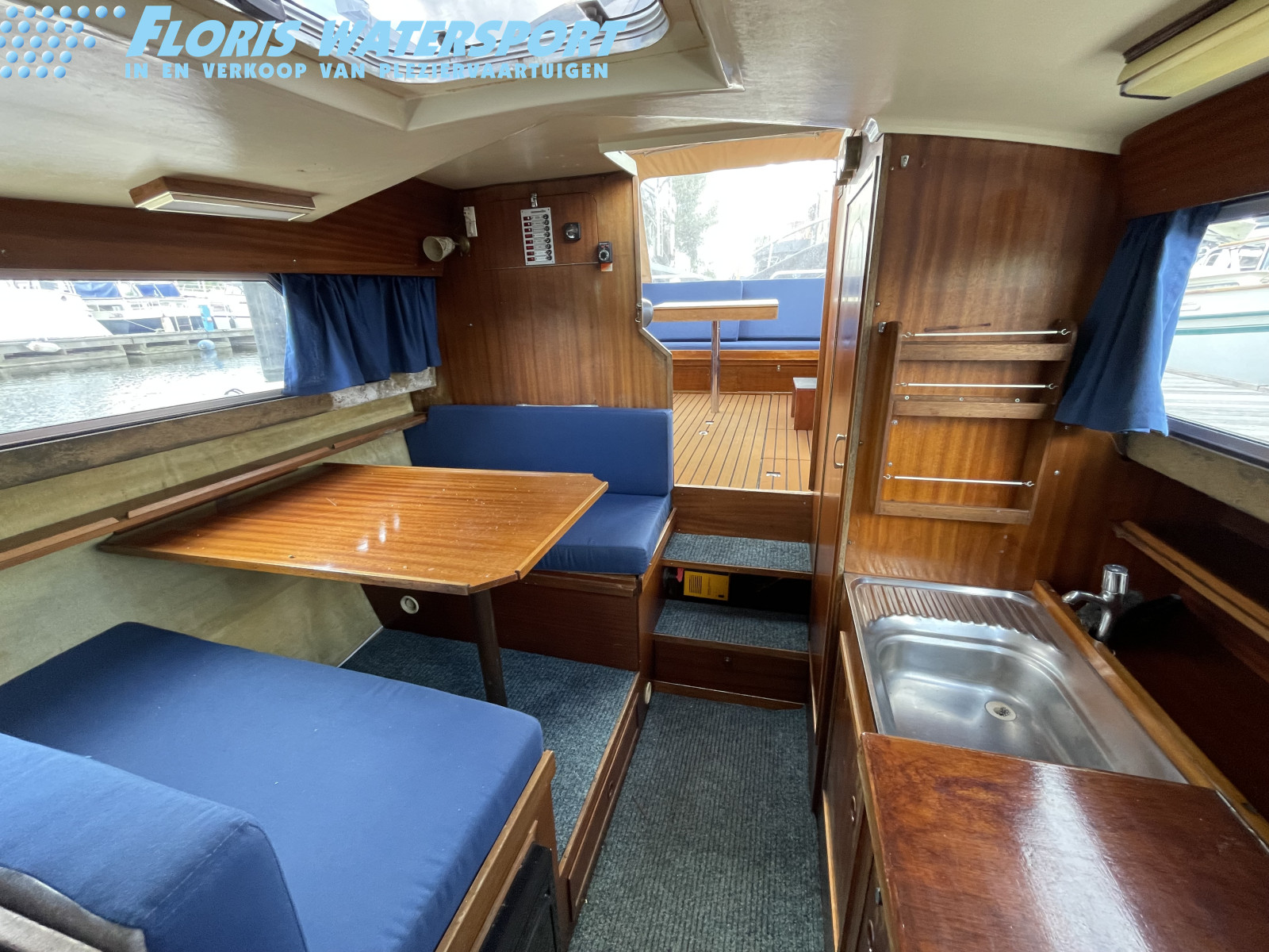 foto: 10 Waterland 750