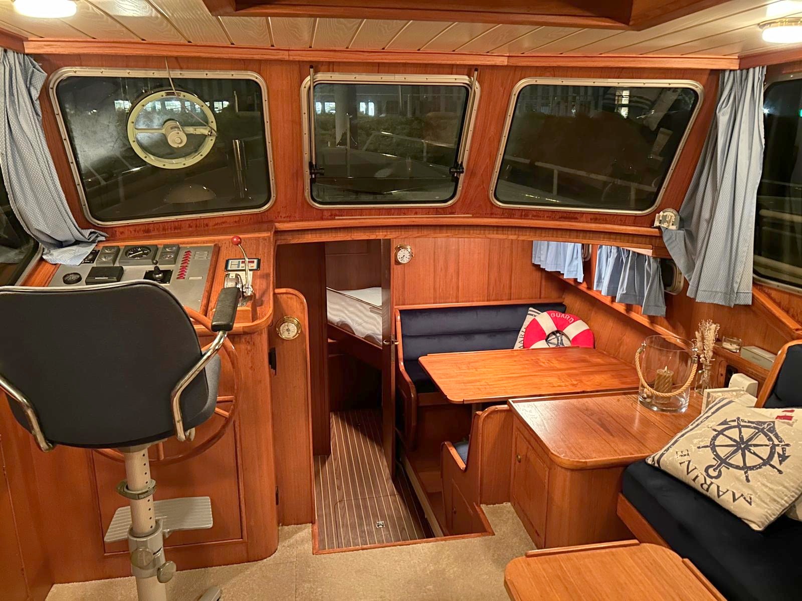 foto: 60 Monty Bank Monty Bank Kotter 41 AK Cabrio