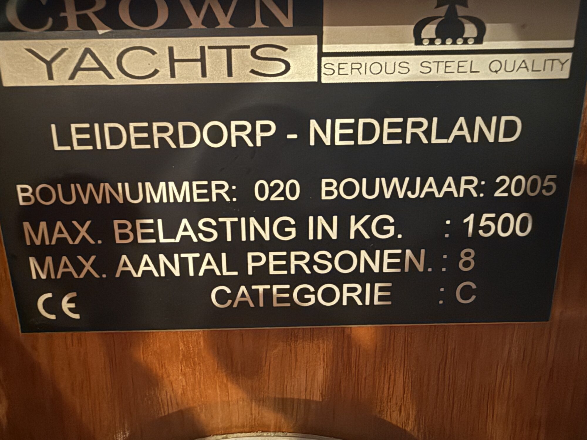 foto: 15 Crown yachts Crown Cruiser 12.85 OK Spiegeldeur