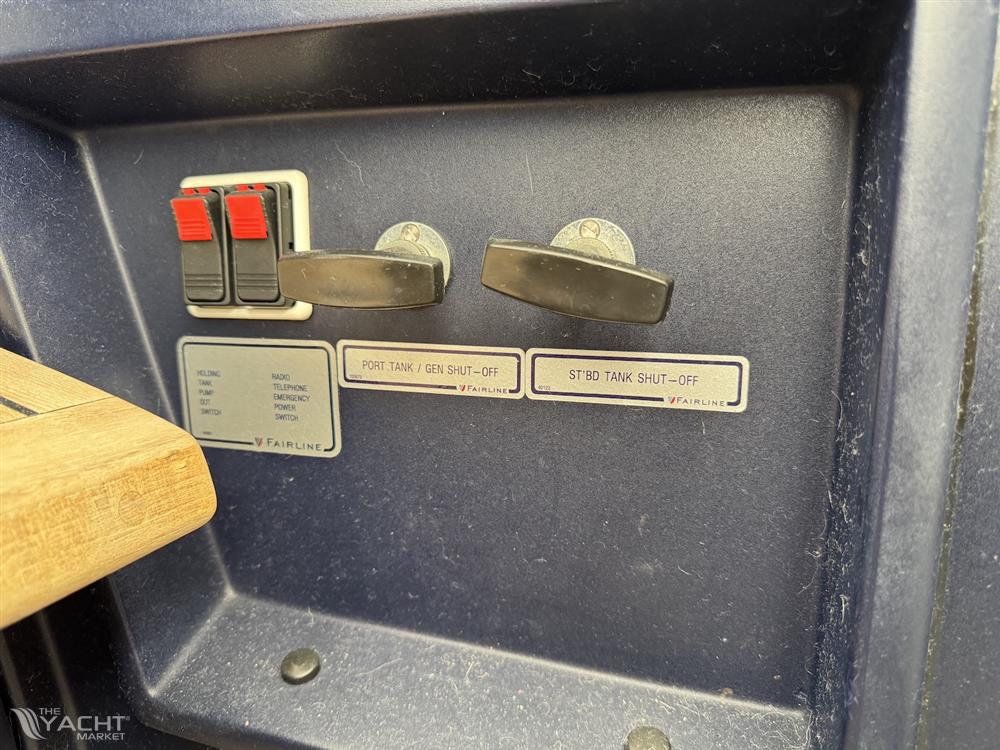 foto: 29 Fairline 47 targa