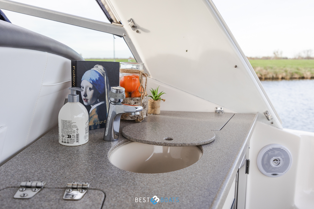 foto: 29 Rinker 342 Fiesta Vee