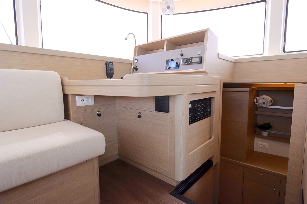 foto: 89 Lagoon 42 Full specs