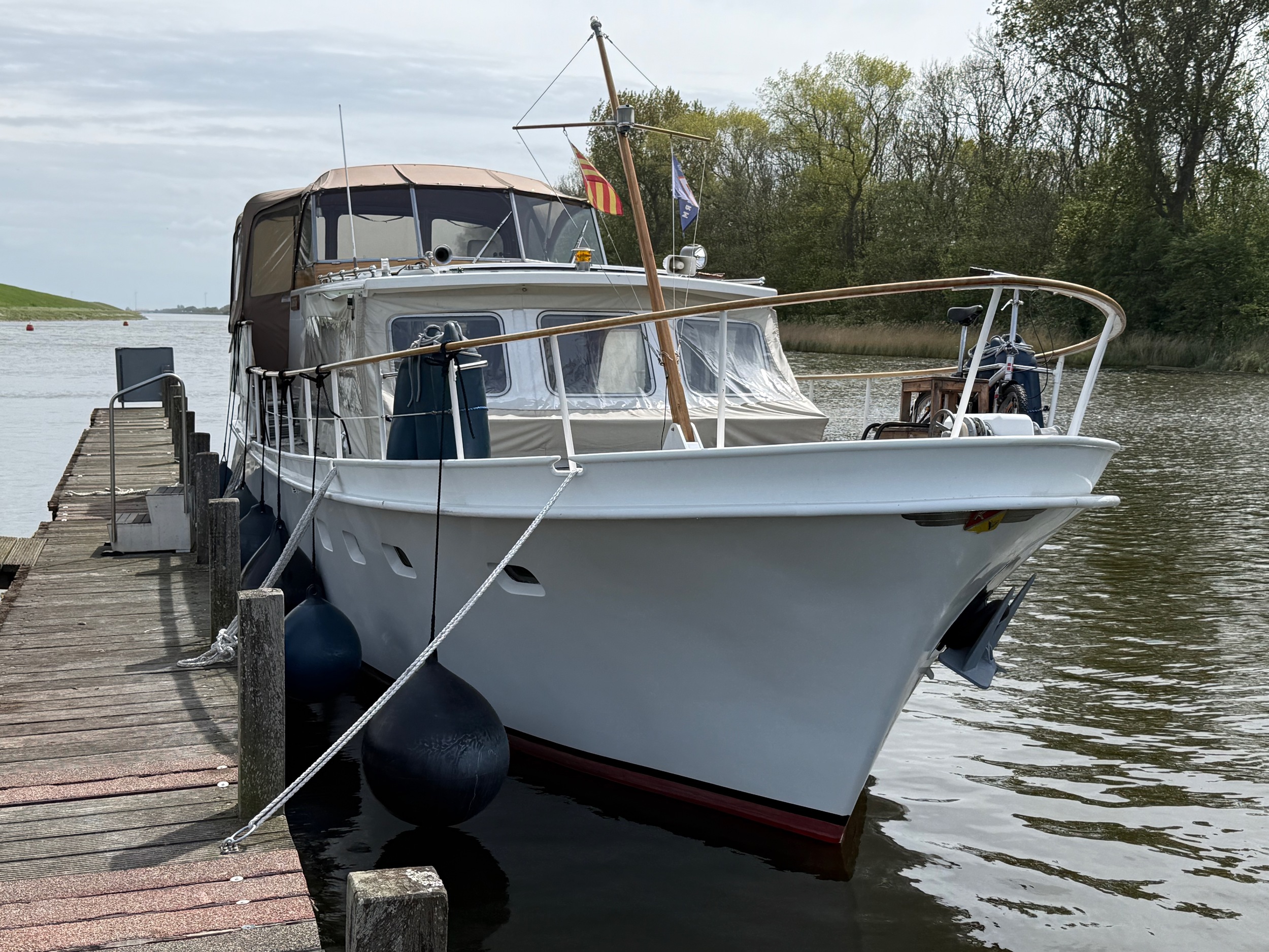 foto: 4 Super Van Craft 1350
