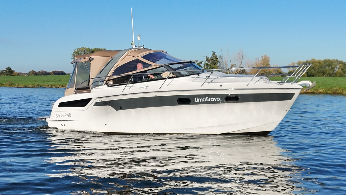 foto: 4 Bavaria  S30