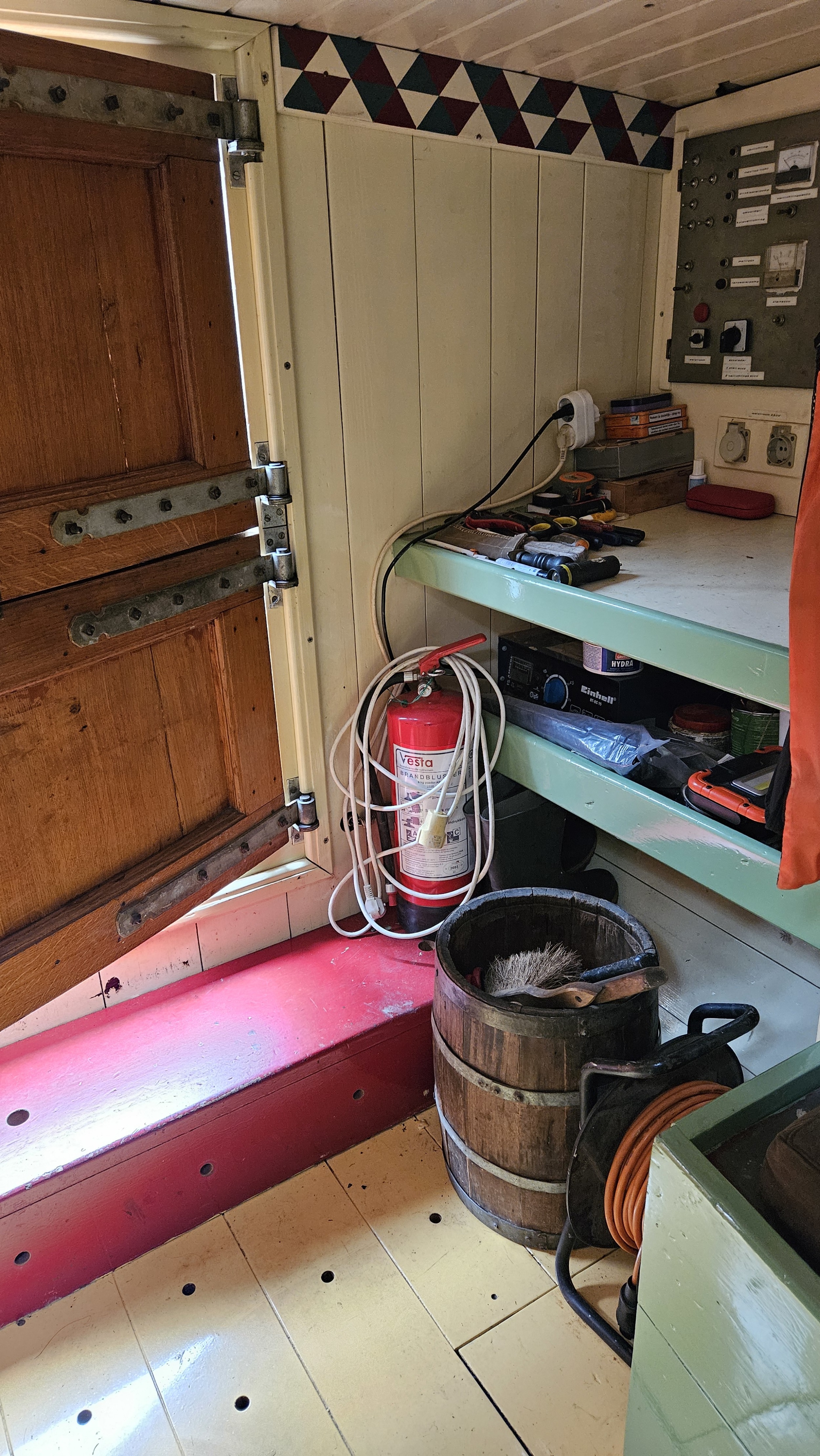 foto: 17 Zeeschouw Visserman