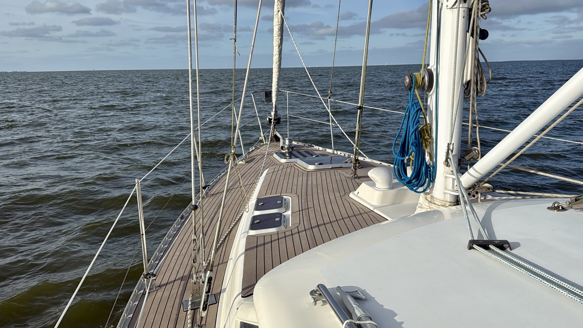 foto: 49 Oyster 45 Deck Saloon