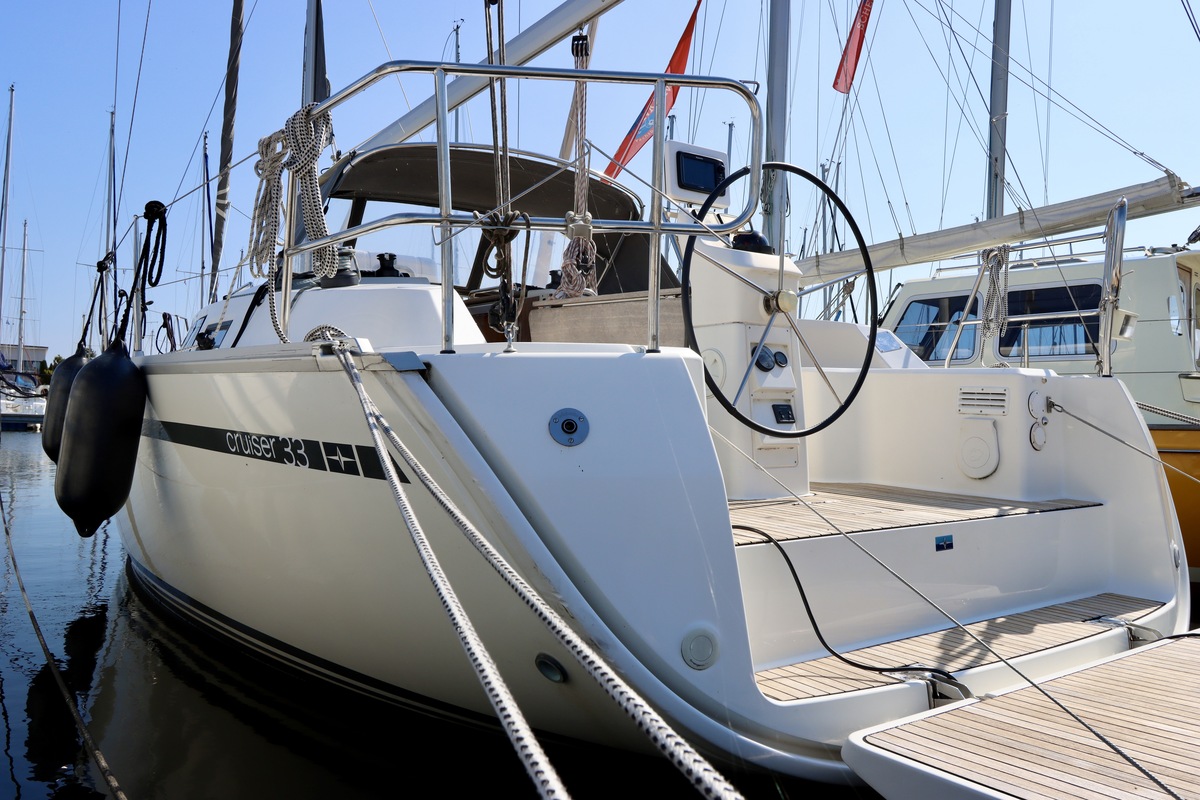 foto: 28 Bavaria 33 Cruiser